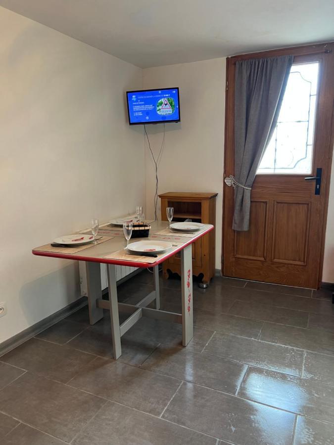 Tres Bel Appartement Bleu Montclar  Exterior foto